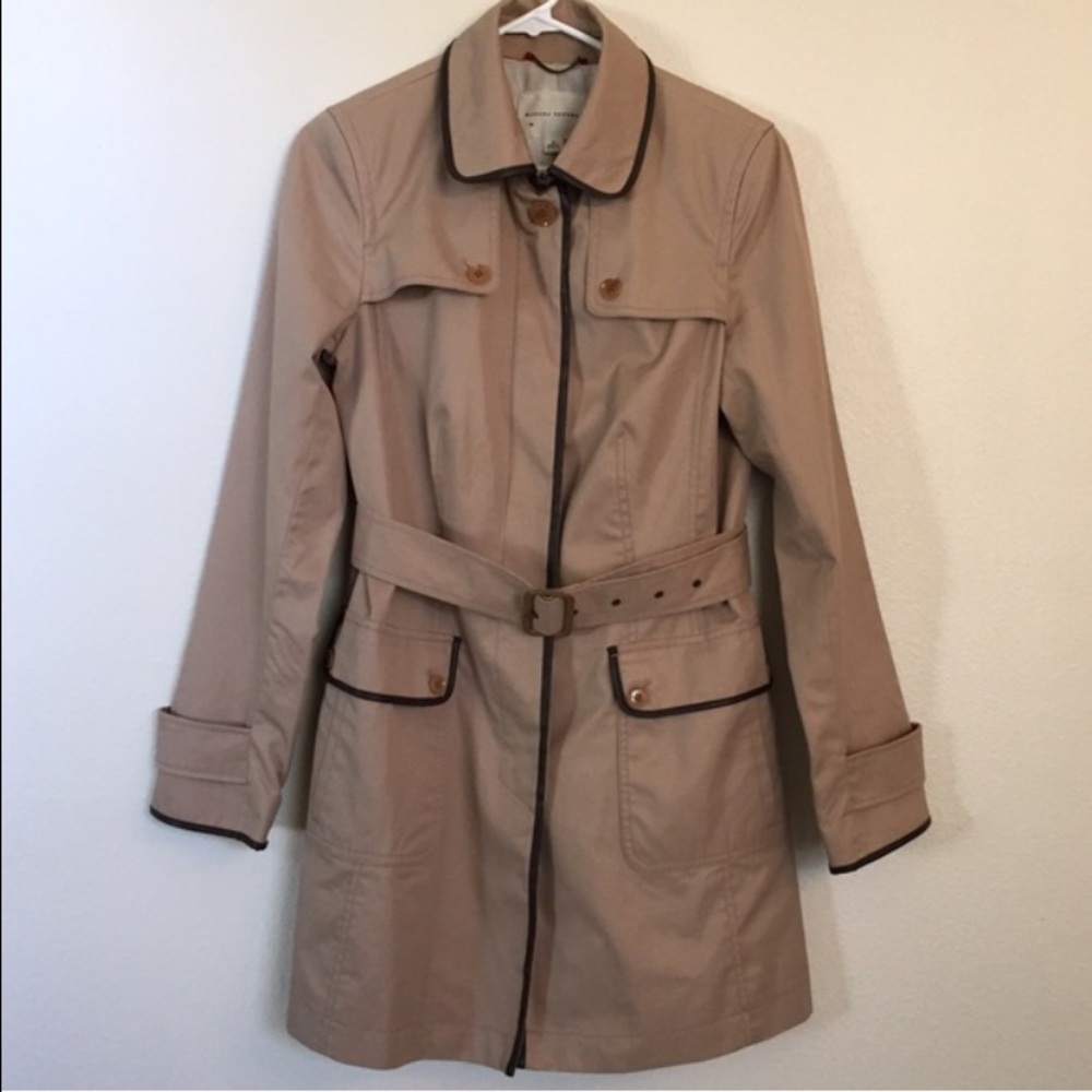 Banana Republic Trench Coat Sz M